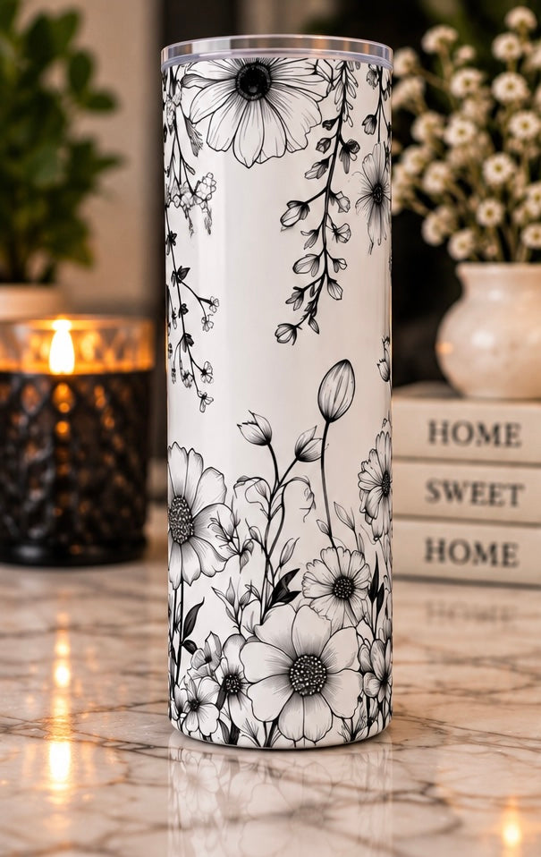 Black and white flower Tumbler